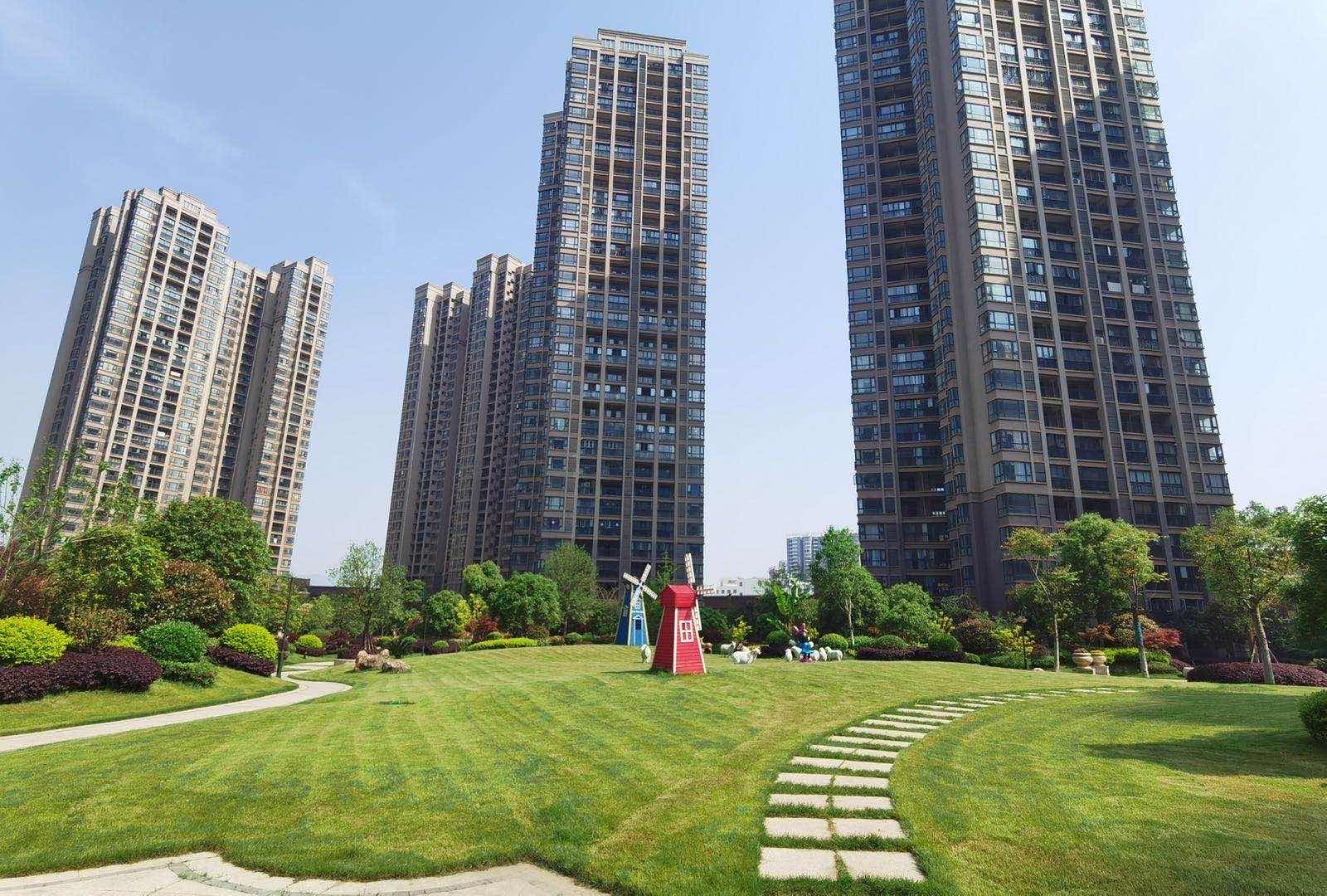 出售华仁北郡3室2厅1卫108㎡售价42万